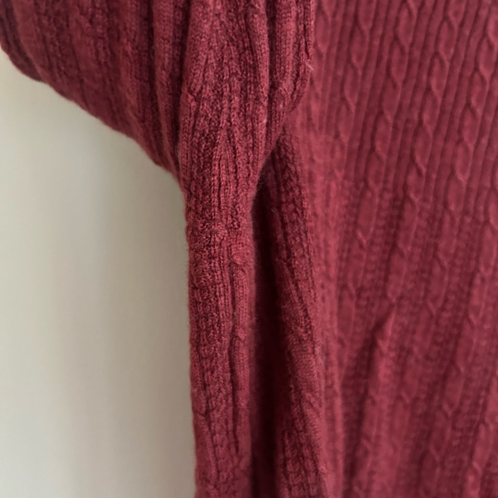 BROOKS BROTHERS Burgundy Cable Knit Merino Wool Sweater Luxury Academia Size M - Picture 5 of 12
